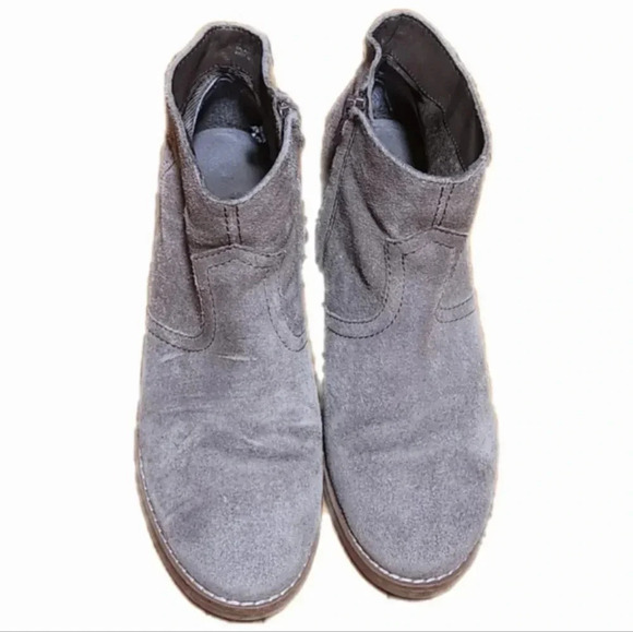 Crown Vintage Grey Suede Leather Heel Booties - Picture 3 of 8